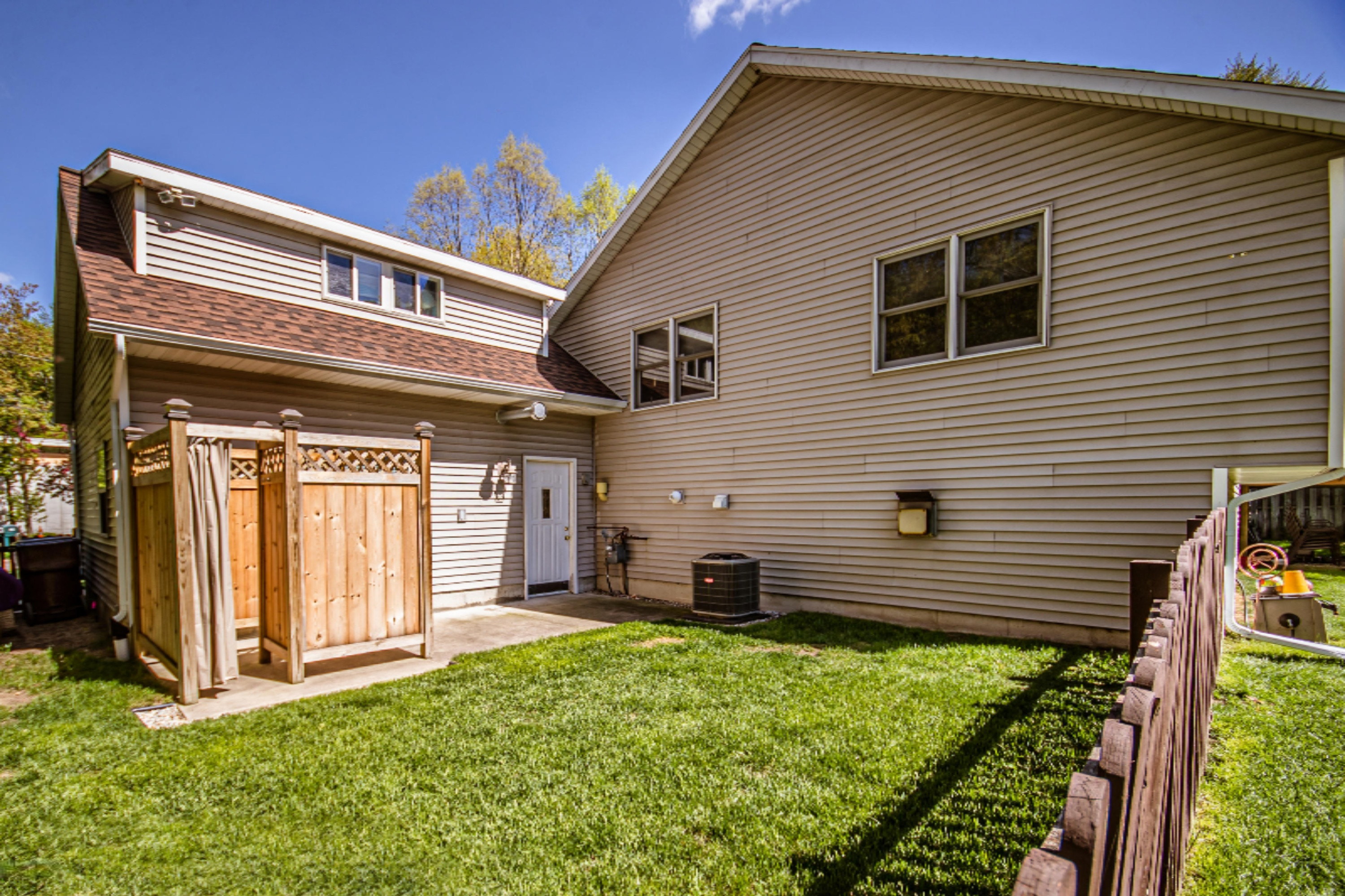 698 Coolidge Avenue Holland, MI 49423 - Photo 42 of 46 IMG_9862