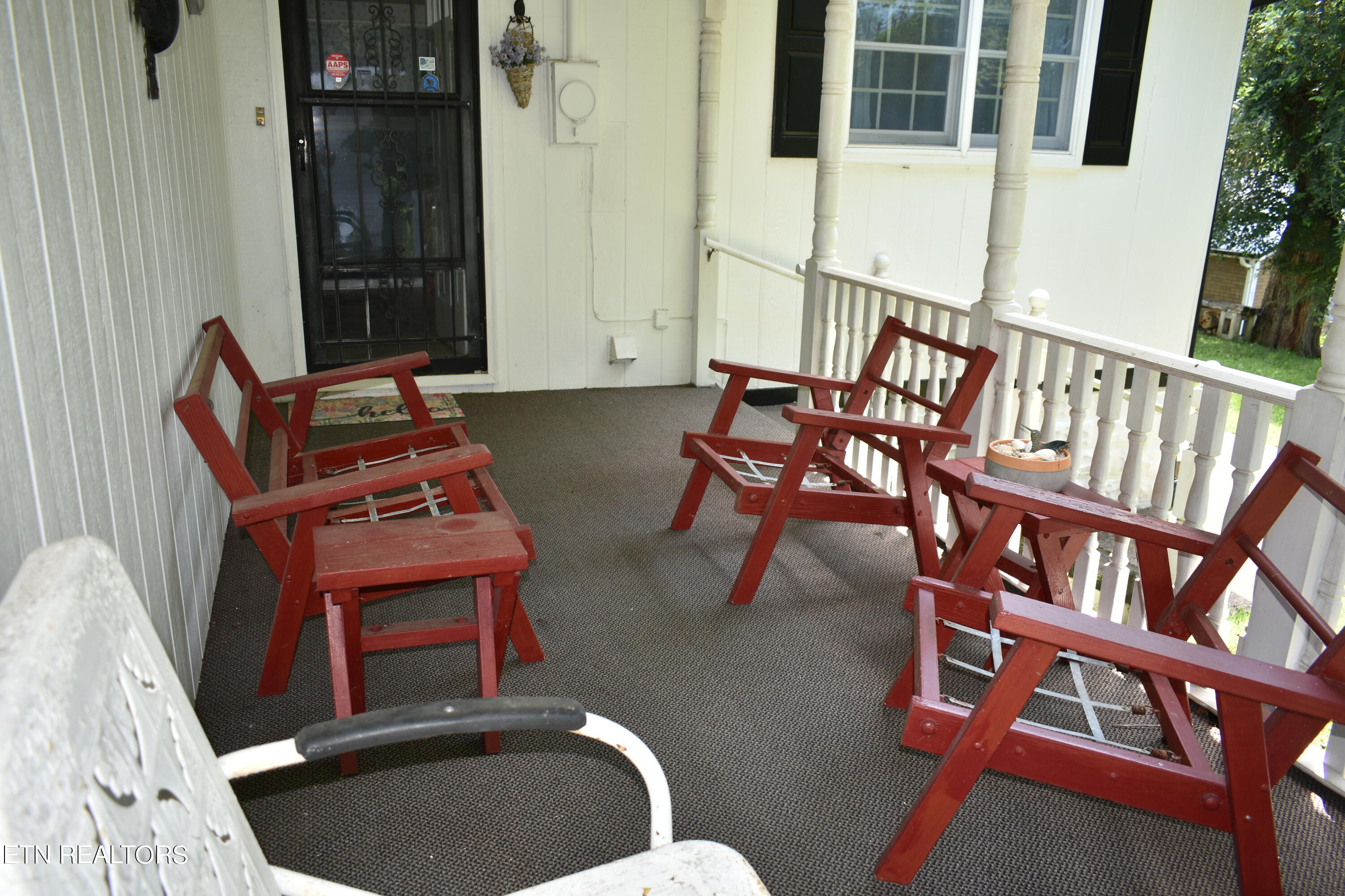 226 Hill Road Harrogate, TN 37752 - Photo 6 of 36 DSC_8563