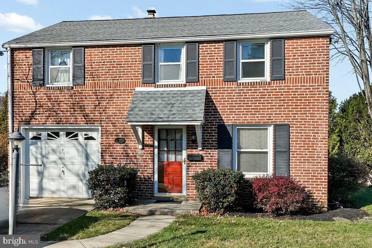 428 Wheatsheaf Road Springfield, PA 19064 - Photo 6 of 40 front view of a house