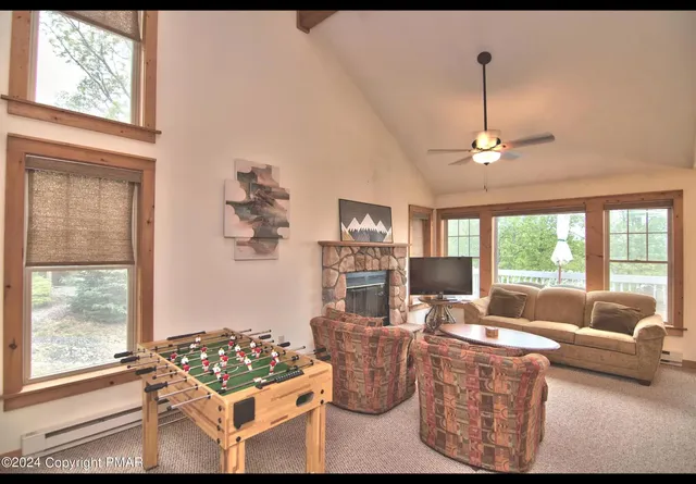 $2,500 | 371 Linden Court, Tannersville, PA 18372