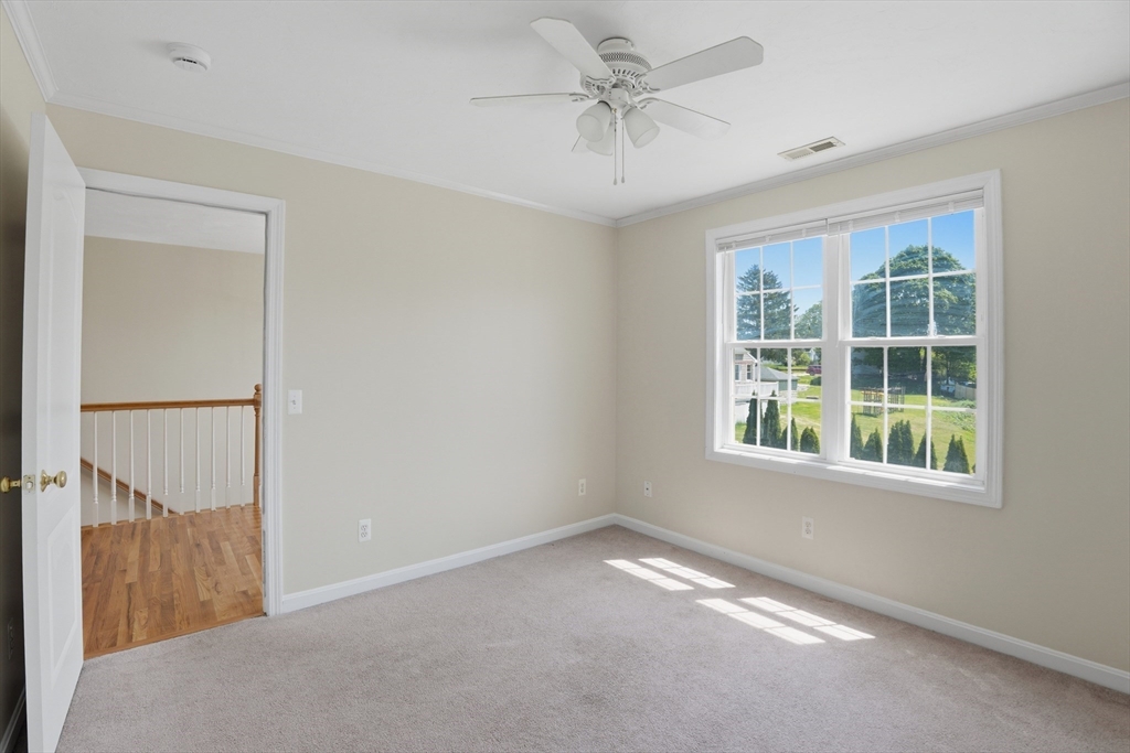 20 Duluth Street Worcester, MA 01604 - Photo 26 of 39