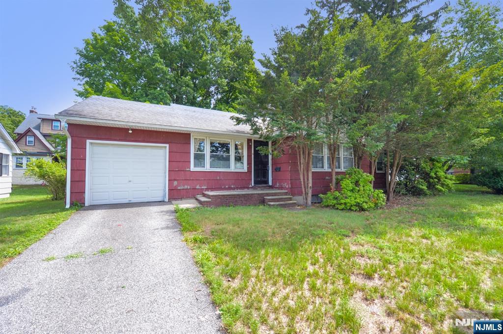 6 Central Avenue Demarest, NJ 07627 - Photo 1 of 25
