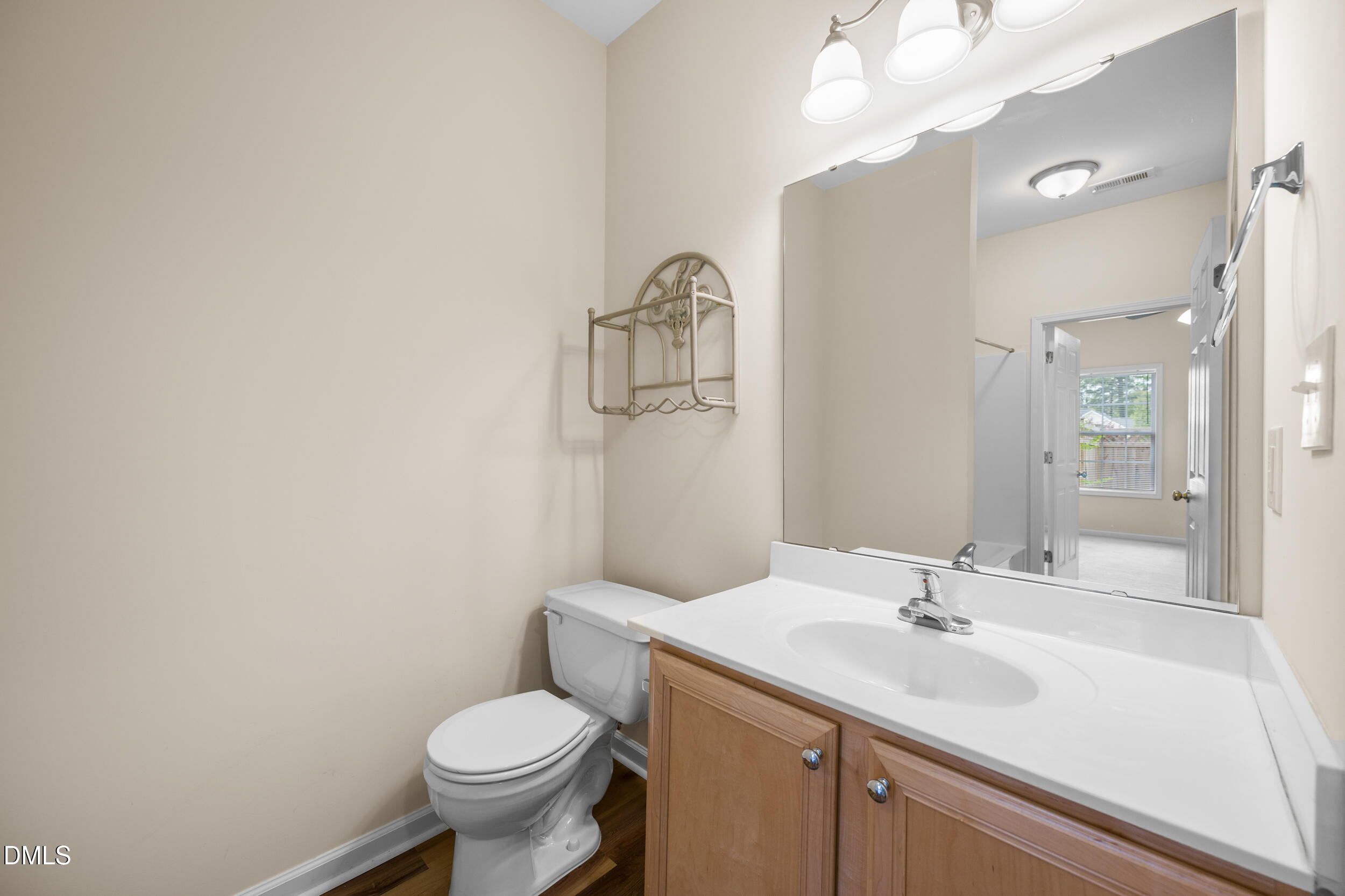 2751 Andover Glen Road Raleigh, NC 27604 - Photo 18 of 24 20 -2751 andover glen rd, interior