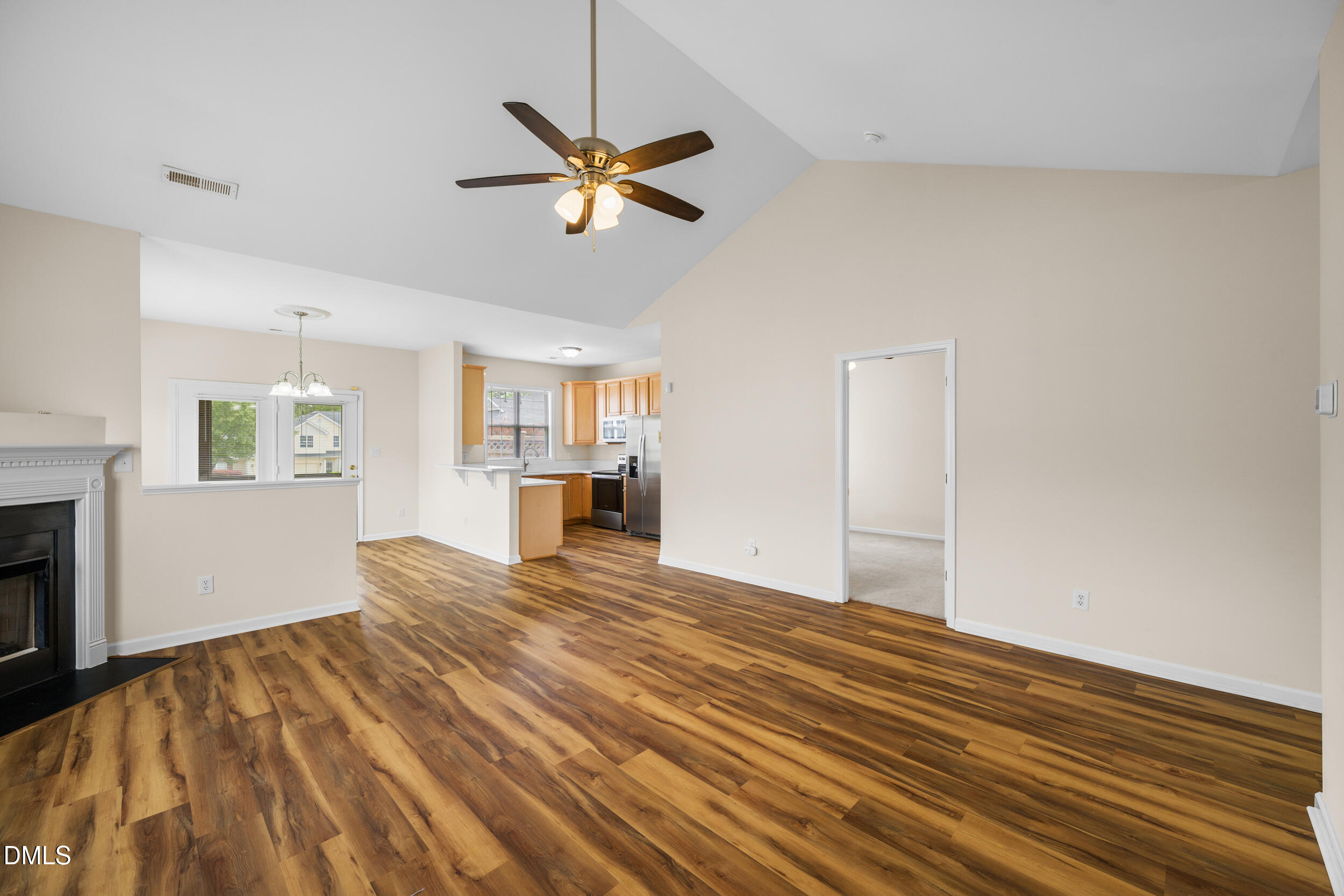 2751 Andover Glen Road Raleigh, NC 27604 - Photo 3 of 24 4 -2751 andover glen rd, interior