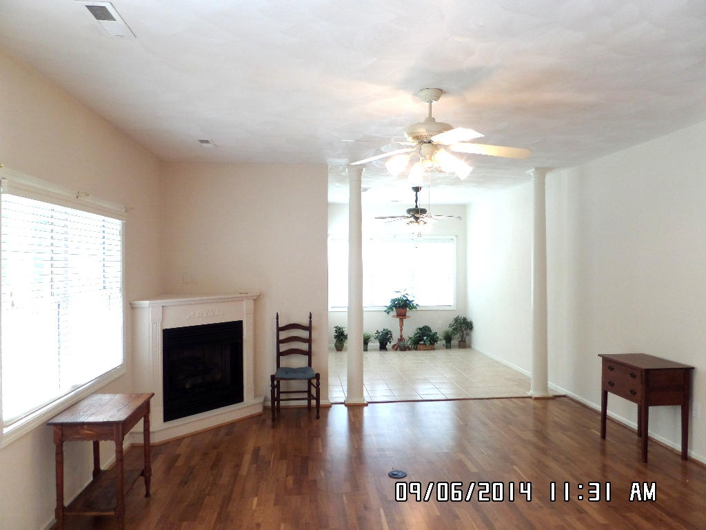 1922 Millbridge Road Salem, VA 24153 - Photo 5 of 43 1922lr1