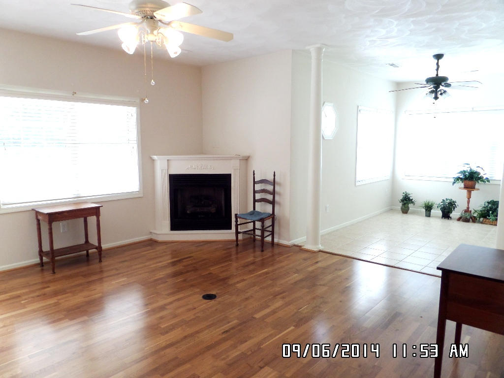 1922 Millbridge Road Salem, VA 24153 - Photo 8 of 43 1922lr2