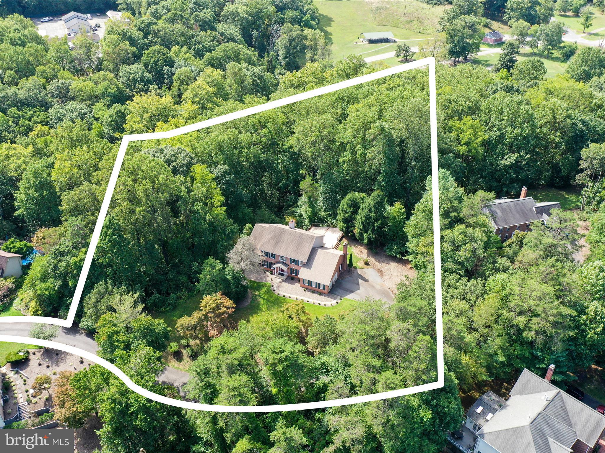 1350 Hunter Mill Road Reston, VA 20190 - Photo 2 of 75 1.85 acres to enjoy!