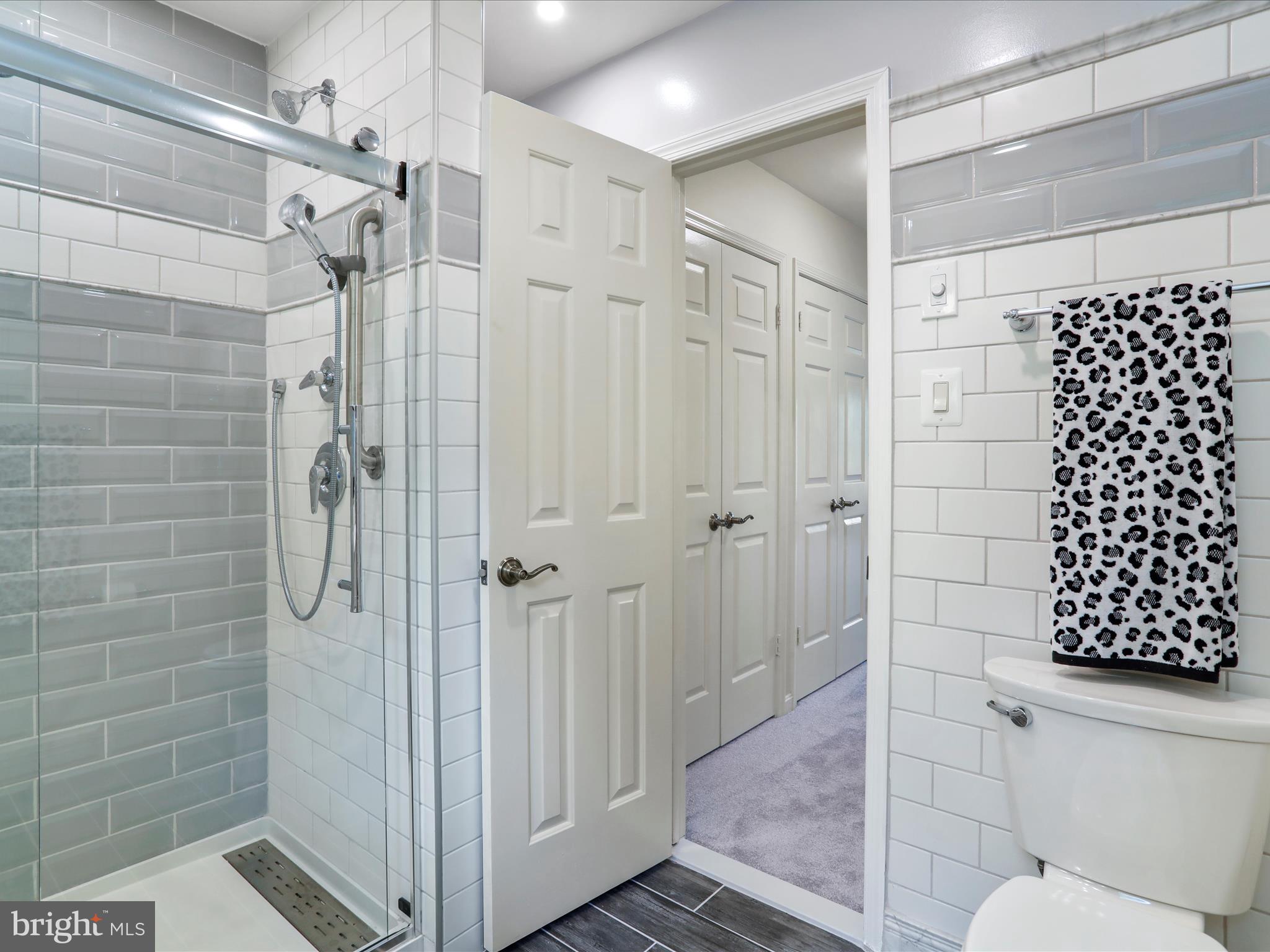 1350 Hunter Mill Road Reston, VA 20190 - Photo 38 of 75 a bathroom with a shower