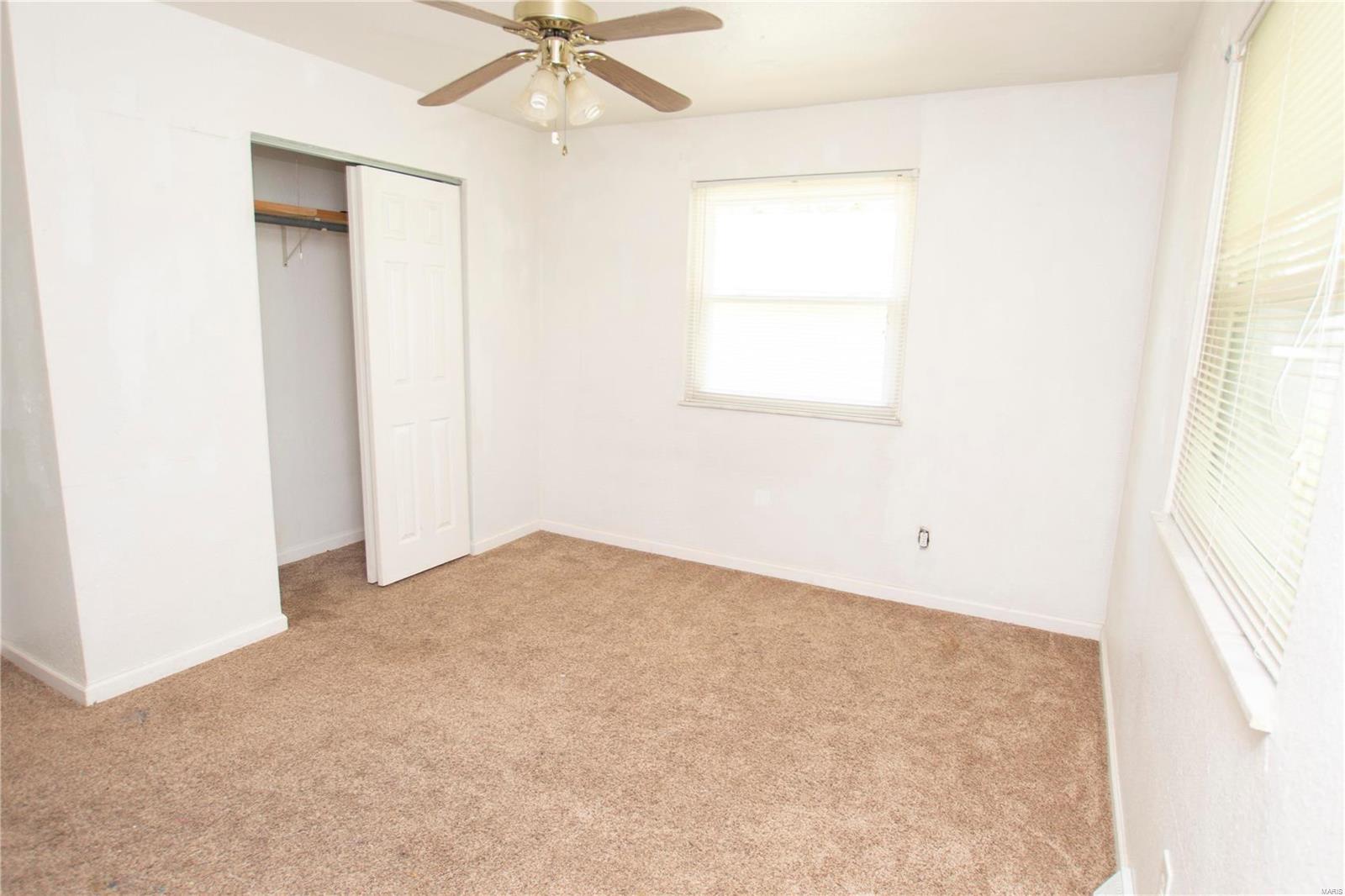 3215 Main Street Alton, IL 62002 - Photo 16 of 18 Gallery Image 16
