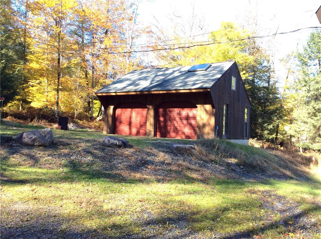 16 Trail Ridge Road Albrightsville, PA 18210 - Photo 3 of 22 Gallery Image 3