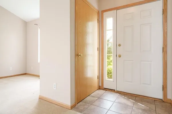 $199,900 | 12014 Baneberry Drive, Unit 32, Roscoe, IL 61073
