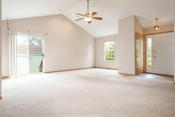 $199,900 | 12014 Baneberry Drive, Unit 32, Roscoe, IL 61073