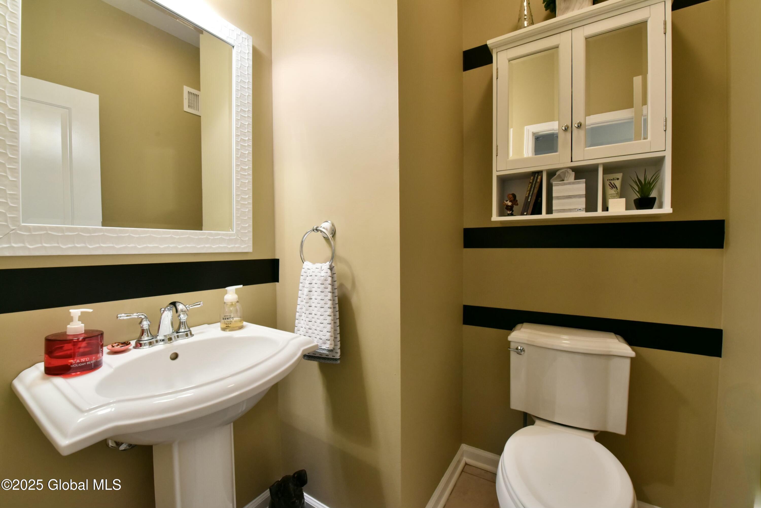 8 Cherry Court Malta, NY 12020 - Photo 24 of 63 tempImageEcWvJY