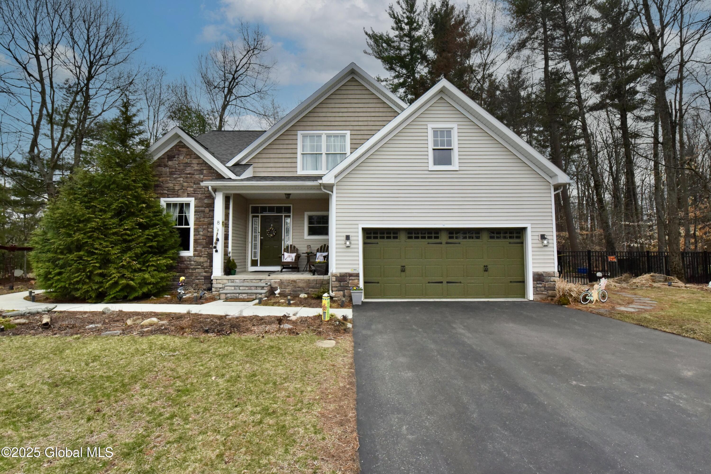 8 Cherry Court Malta, NY 12020 - Photo 3 of 63 tempImagel14R6O