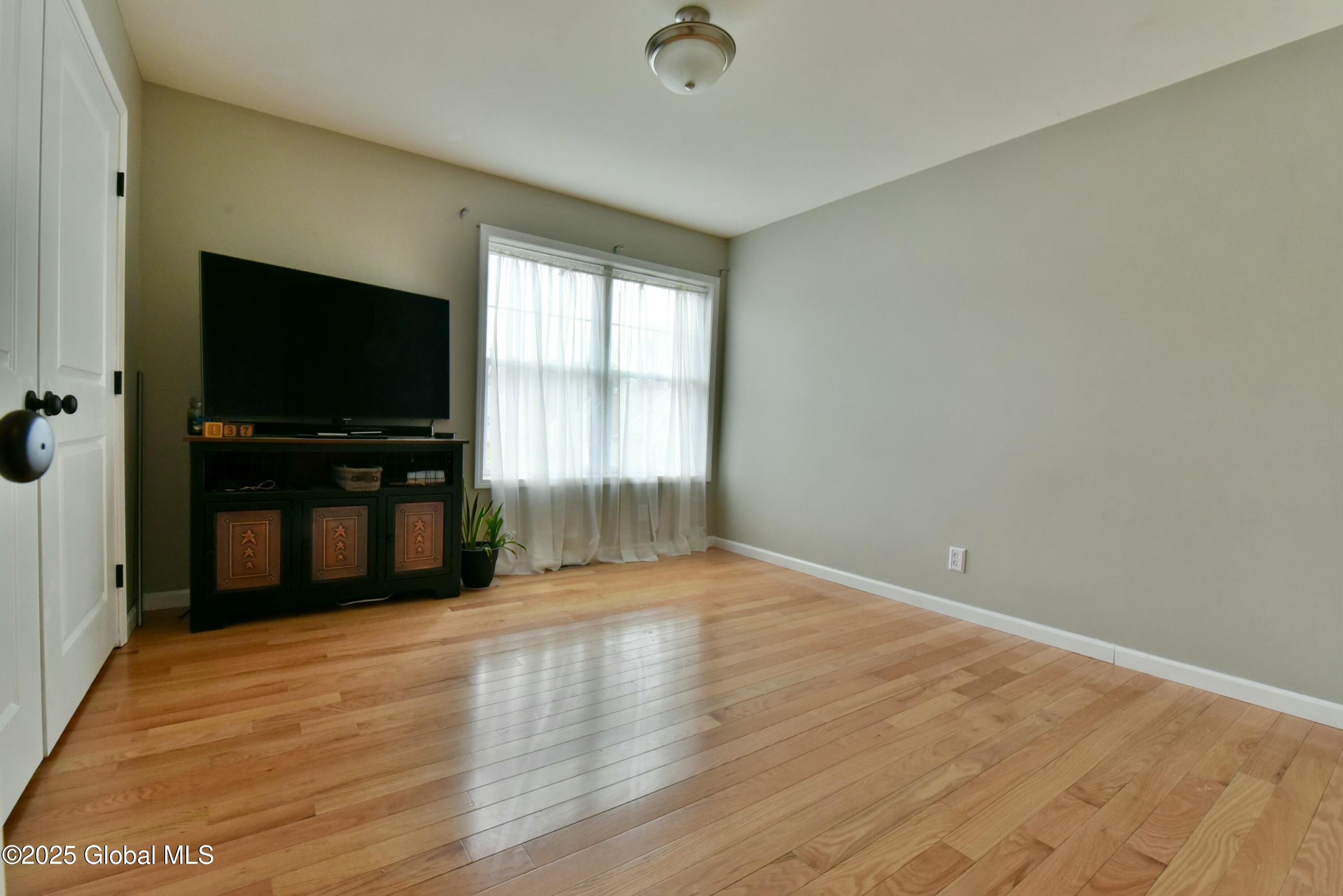 8 Cherry Court Malta, NY 12020 - Photo 38 of 63 tempImageru9jih