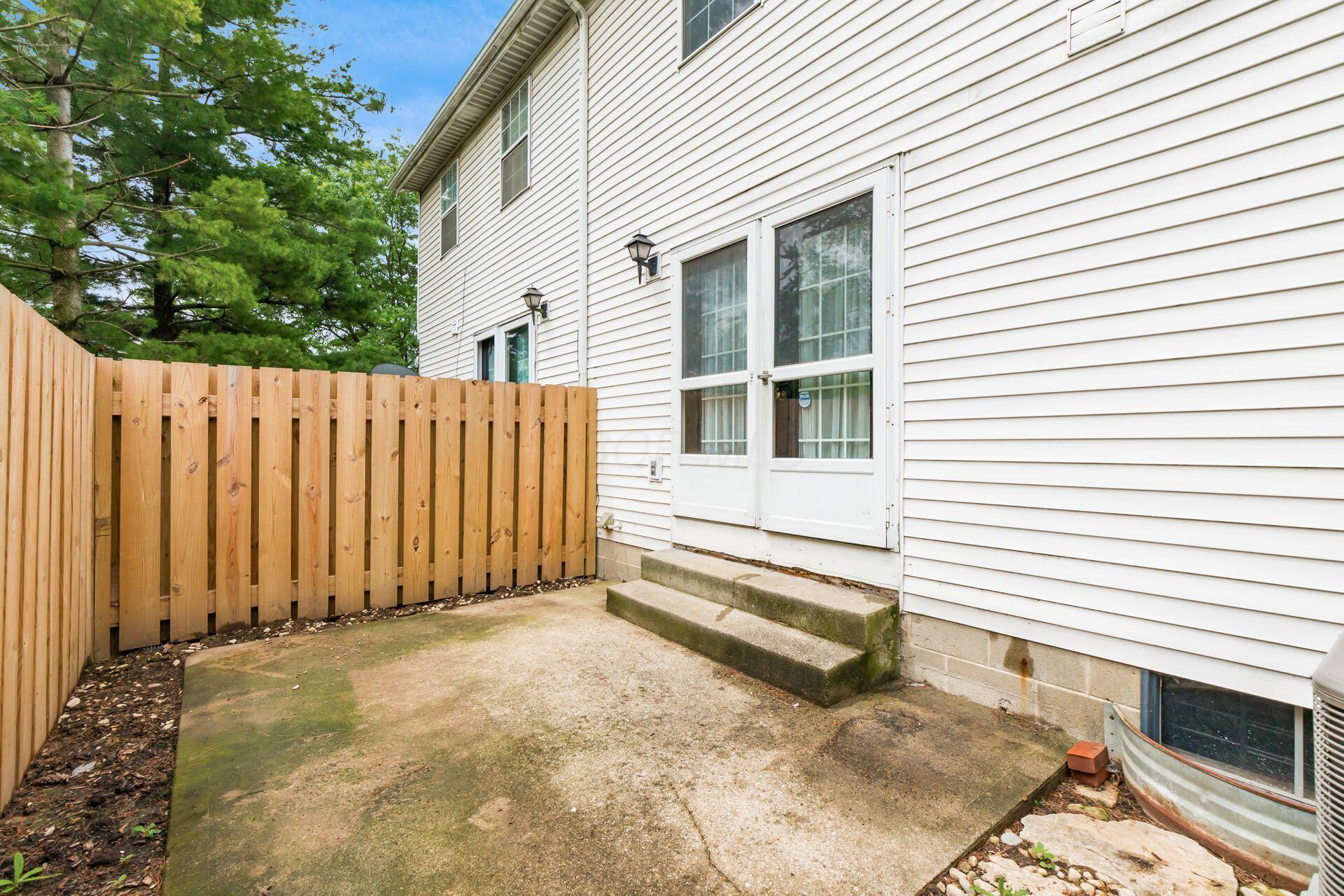 2120 Sprucefield Road Columbus, OH 43229 - Photo 26 of 27 027_ 2120 Sprucefield Rd-1066