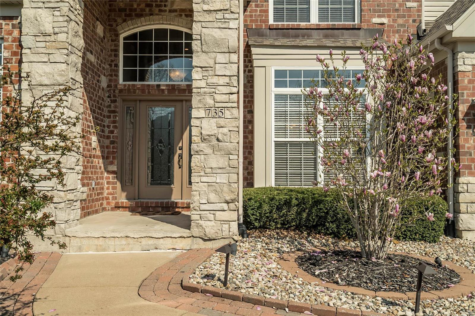 735 Castle Tower Drive Ballwin, MO 63021 - Photo 7 of 74