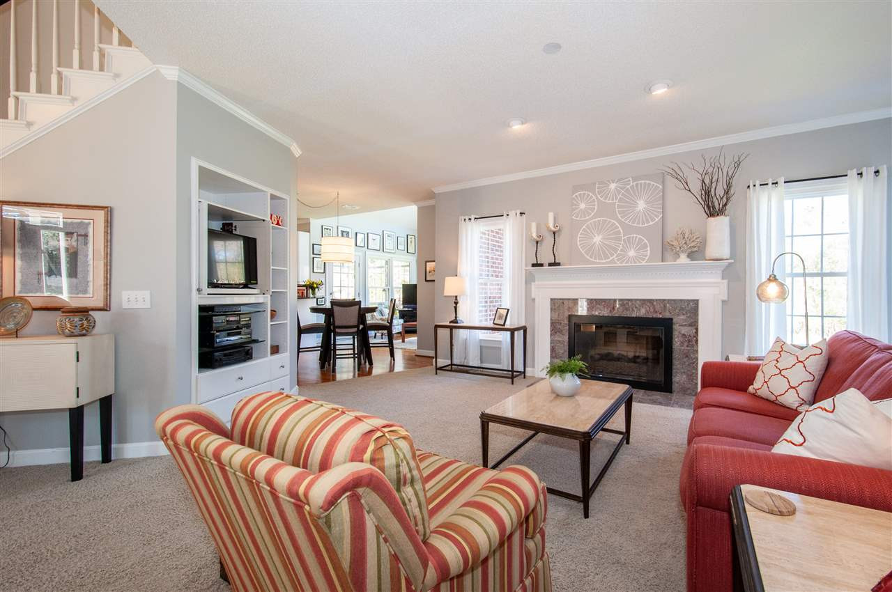 5805 North Beaver Lane Raleigh, NC 27604 - Photo 6 of 30 Living Room