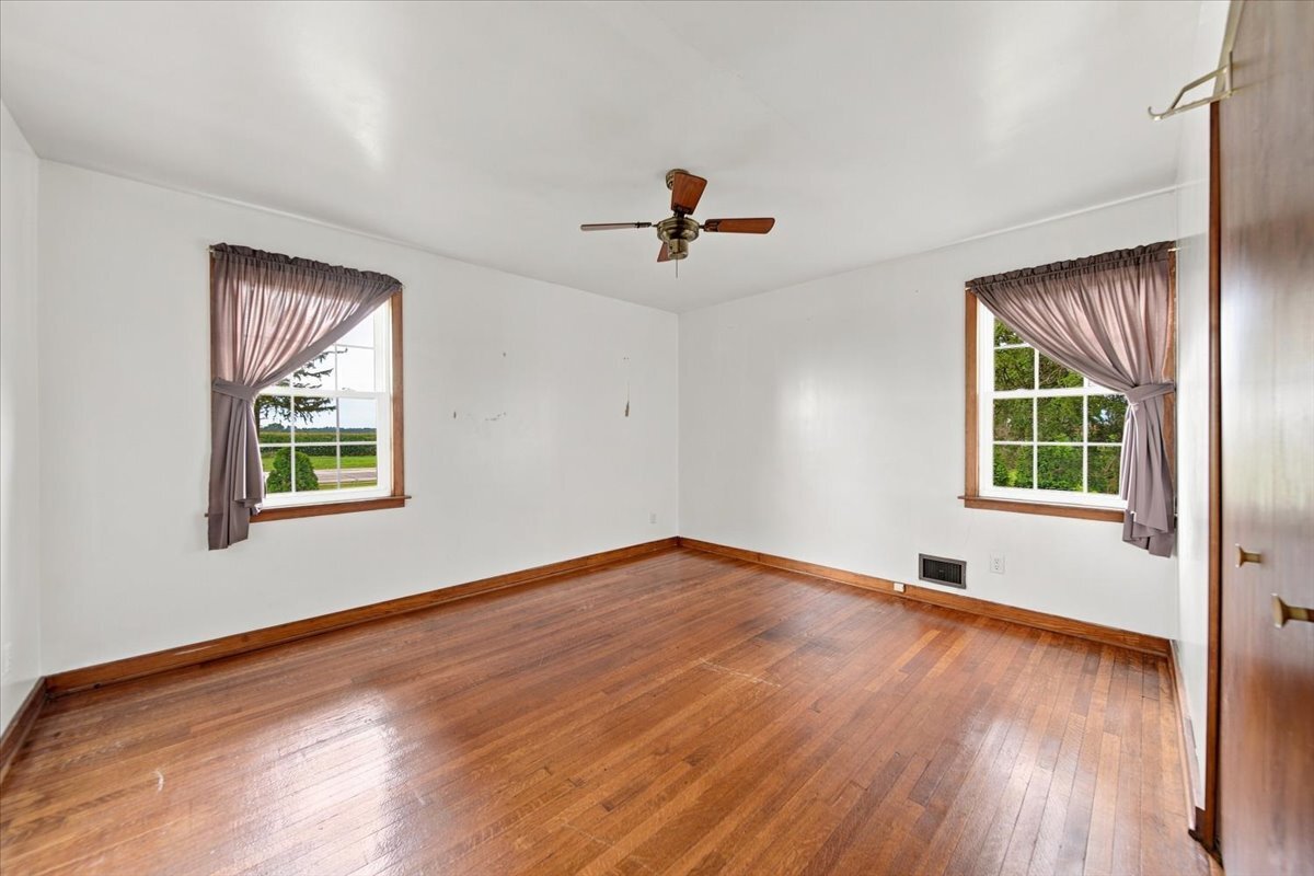 9896 Lincoln Road Morrison, IL 61270 - Photo 11 of 27 Gallery Image 11