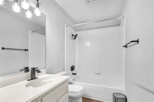 $560,000 | 4025 Lamorna Drive, Plano, TX 75093