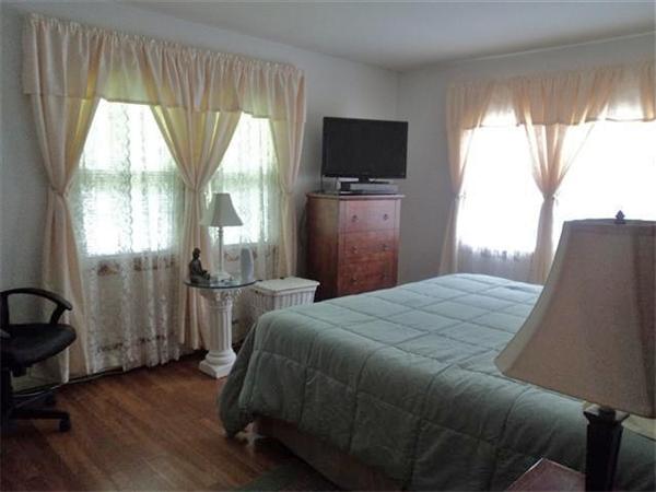 1141 Boston Road Haverhill, MA 01835 - Photo 9 of 16 Gallery Image 9
