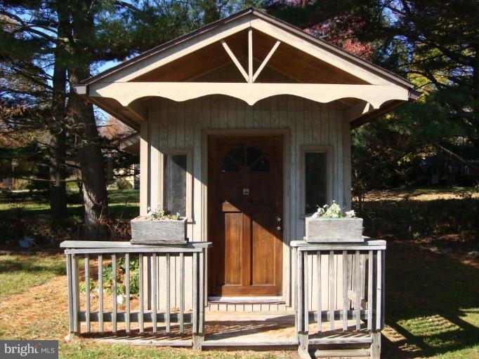 1110 Peachtree Road Fallston, MD 21047 - Photo 17 of 24 Shed