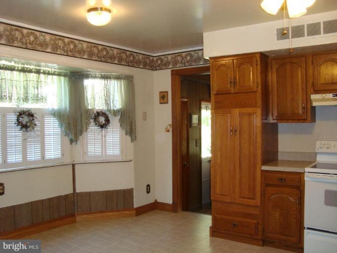 1110 Peachtree Road Fallston, MD 21047 - Photo 4 of 24 Kitchen
