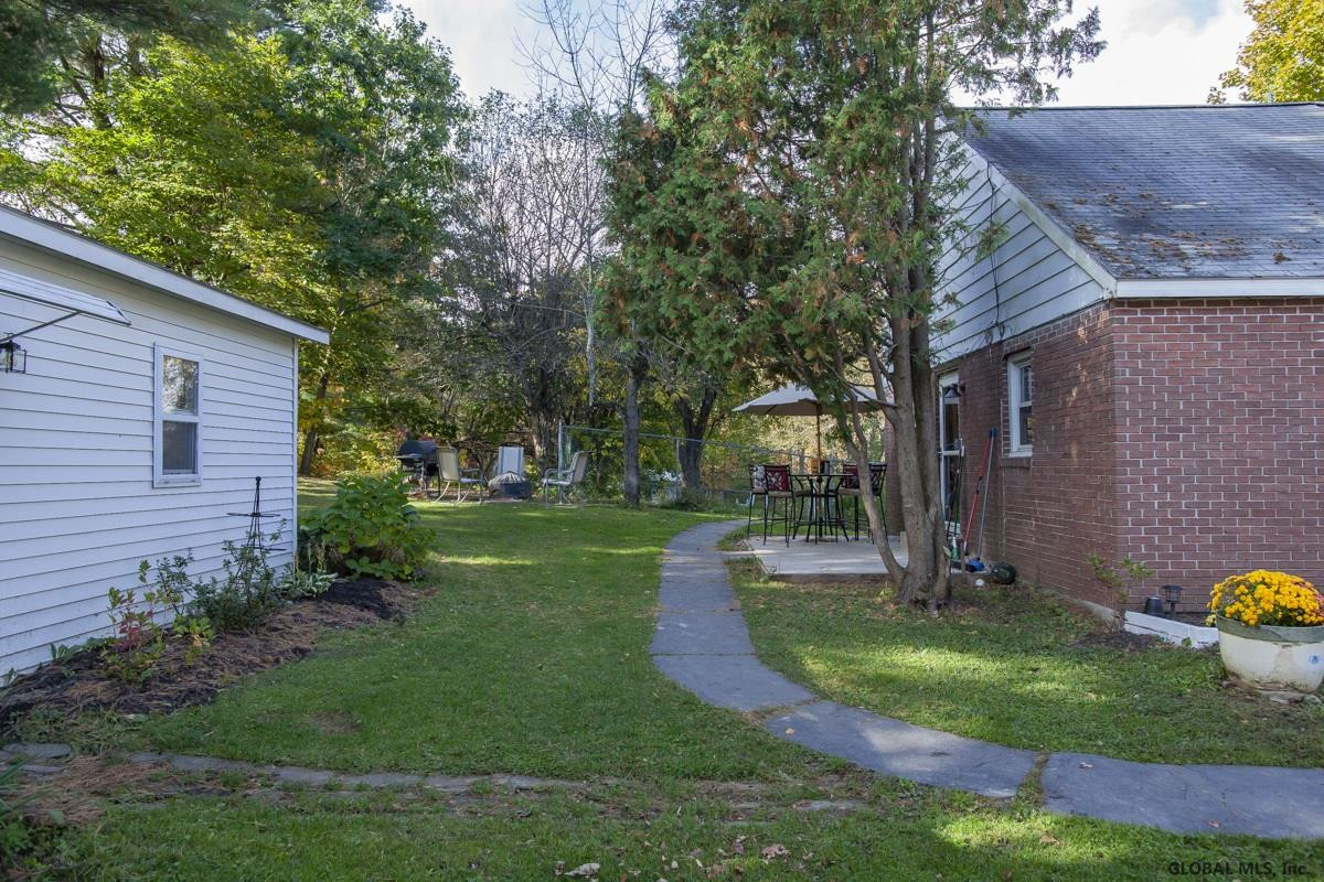 615 Rowe Road New Scotland, NY 12067 - Photo 3 of 23 Photo 3