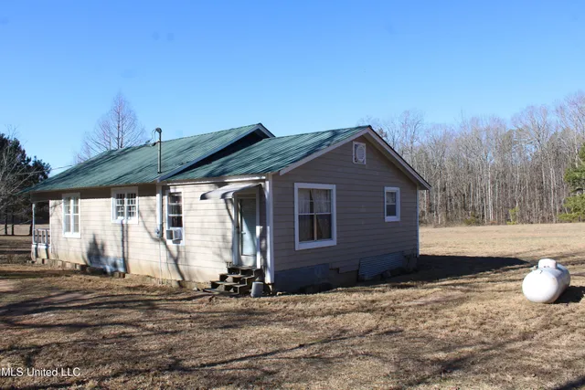 $259,000 | 20259 Highway 72, Walnut, MS 38683