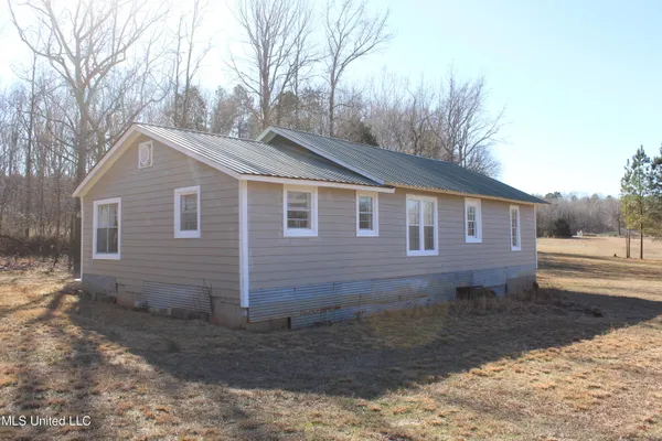 $259,000 | 20259 Highway 72, Walnut, MS 38683