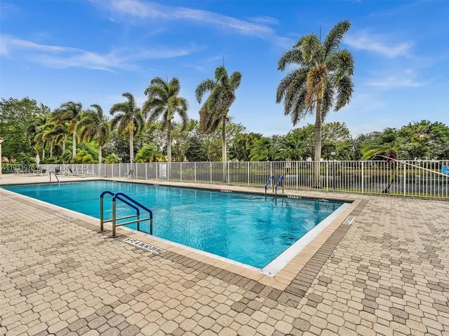 $3,900 | 8520 VÃa Romana, Unit 82U, Boca Raton, FL 33496