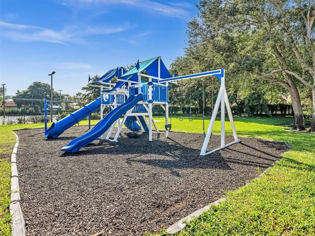 $3,900 | 8520 VÃa Romana, Unit 82U, Boca Raton, FL 33496