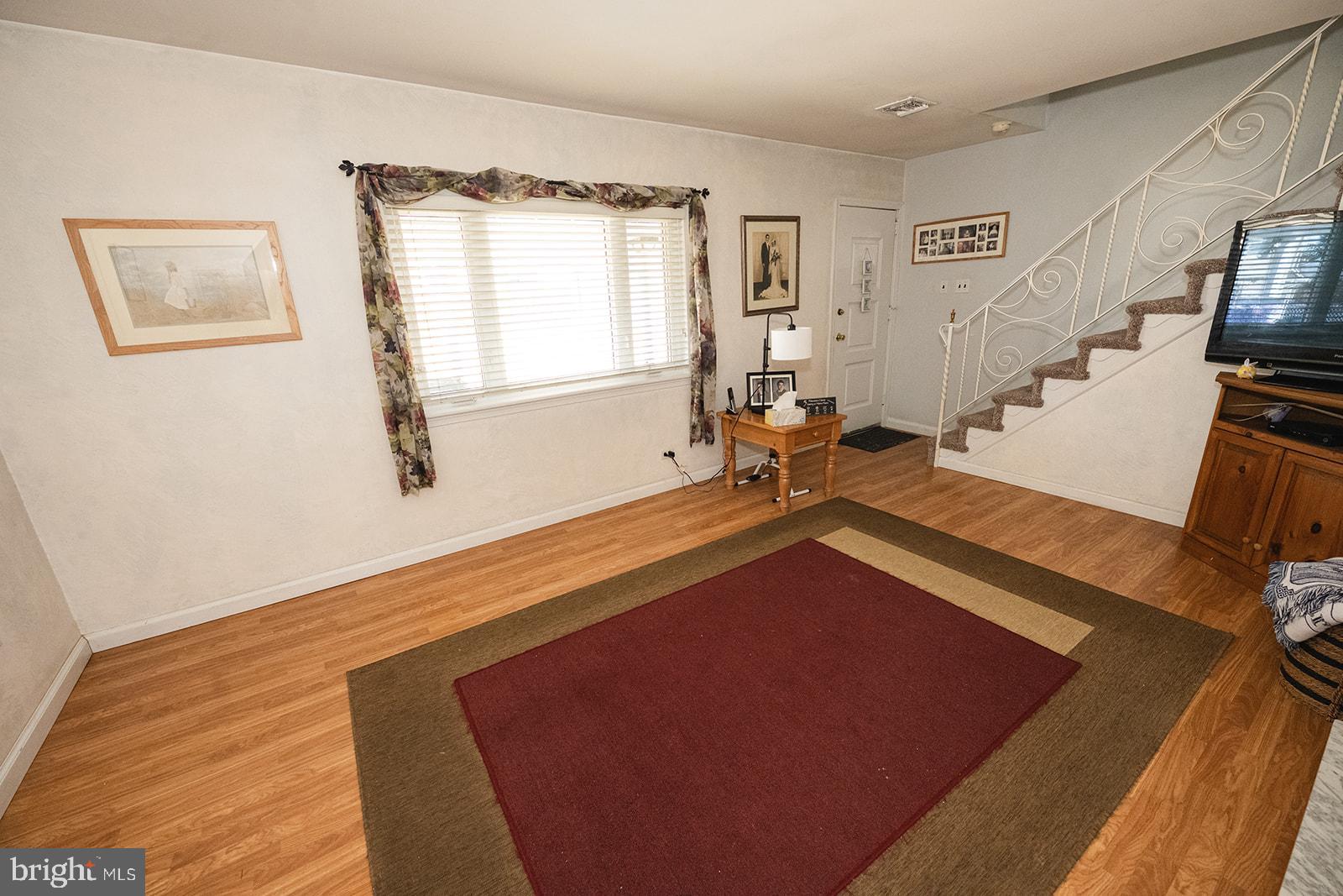 9310 Andover Road Philadelphia, PA 19114 - Photo 8 of 30 Gallery Image 8