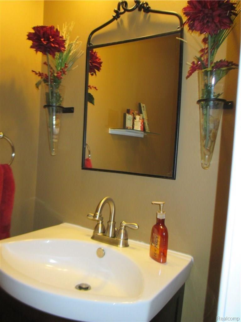 4488 Baldwin Road Grand Blanc, MI 48439 - Photo 6 of 28 baldwin rd 004.JPG