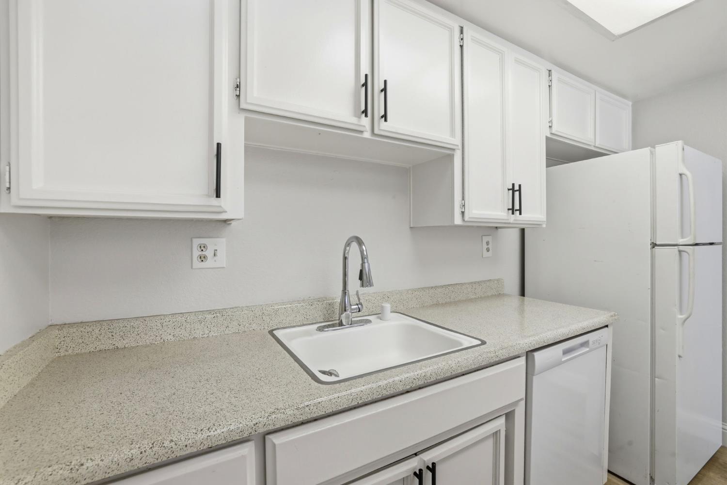 3329 Jayanne Way Carmichael, CA 95608 - Photo 16 of 39