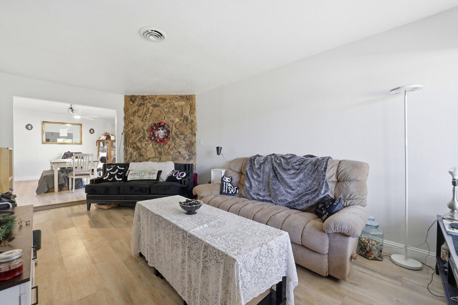 3329 Jayanne Way Carmichael, CA 95608 - Photo 30 of 39