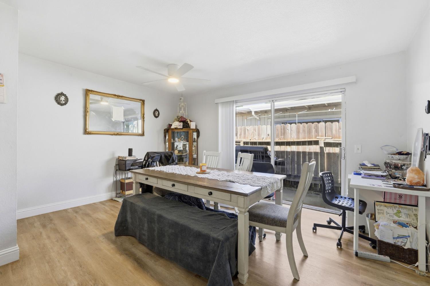 3329 Jayanne Way Carmichael, CA 95608 - Photo 32 of 39