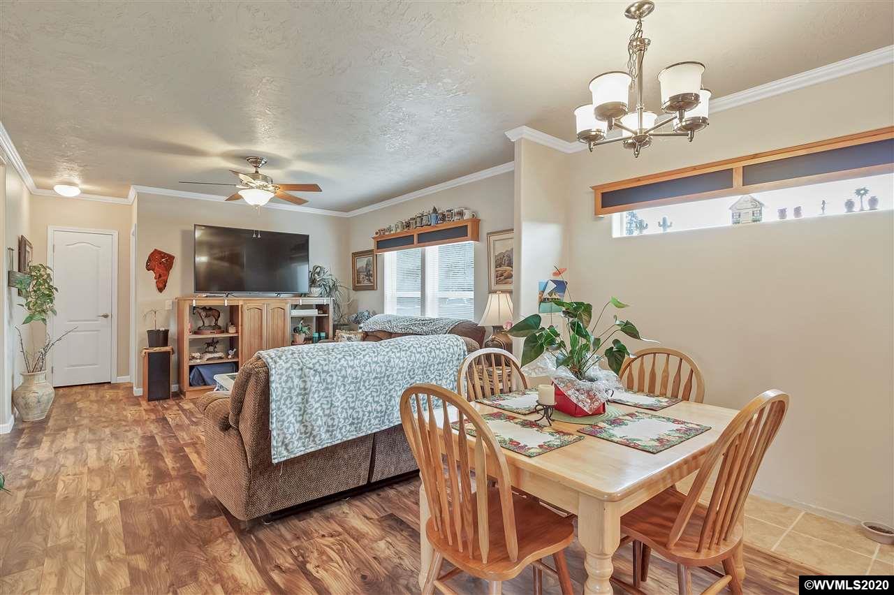 9613 Wells Landing Road Independence, OR 97351 - Photo 14 of 22 Gallery Image 14