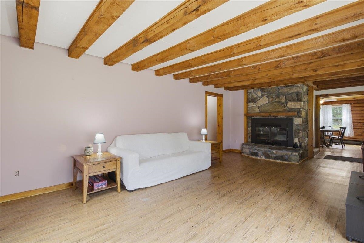 886 Hidden Valley Road Shaftsbury, VT 05262 - Photo 10 of 45