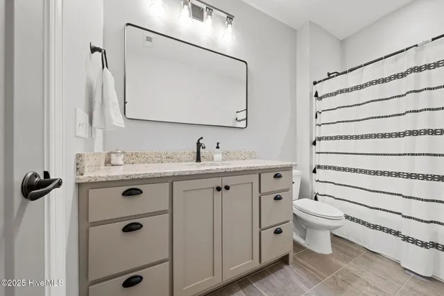 $599,900 | 135 Sycamore Lakes Drive, Wallace, NC 28466