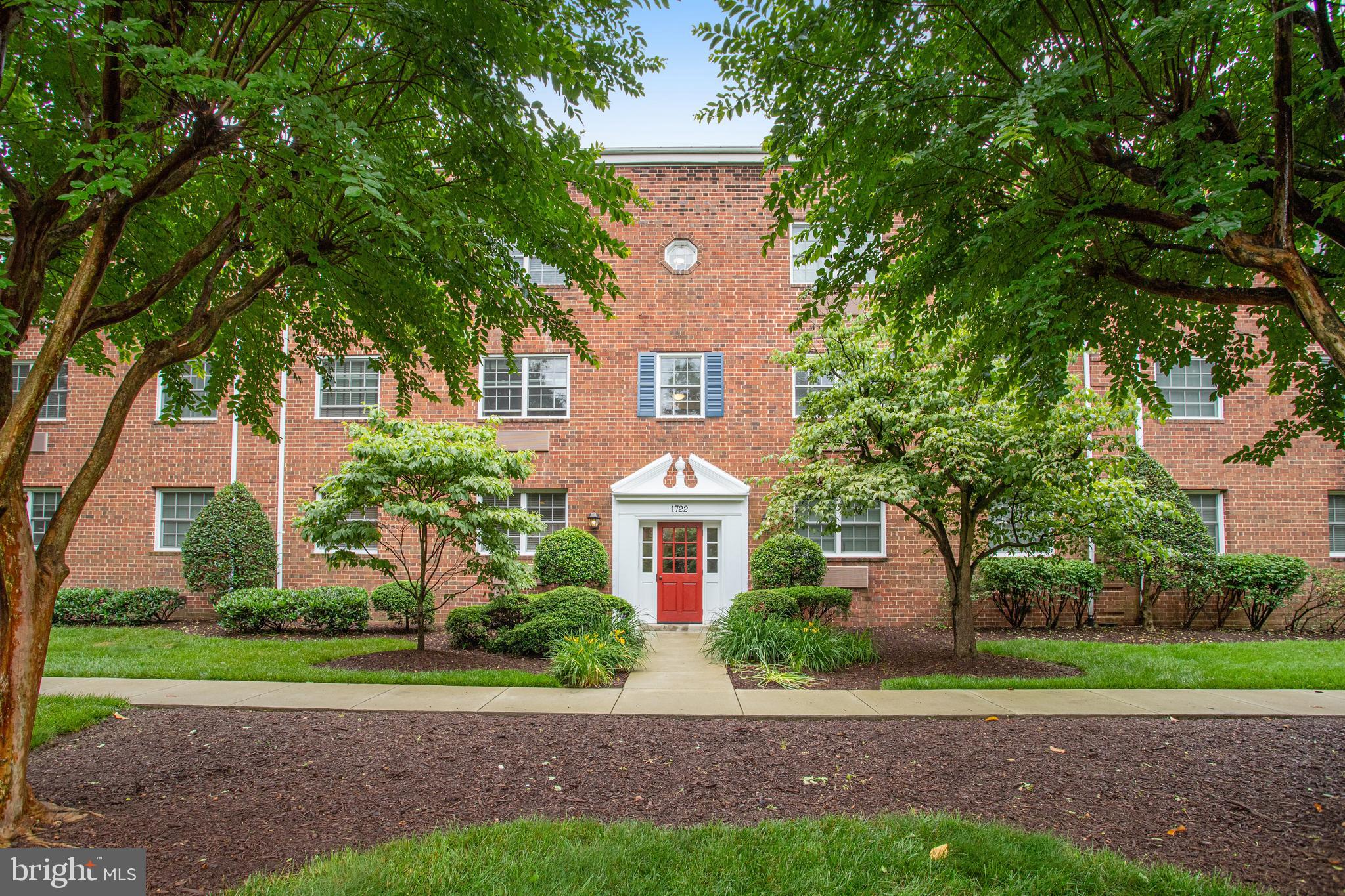 1722 West Abingdon Drive, Unit 101 Alexandria, VA 22314 - Photo 1 of 17