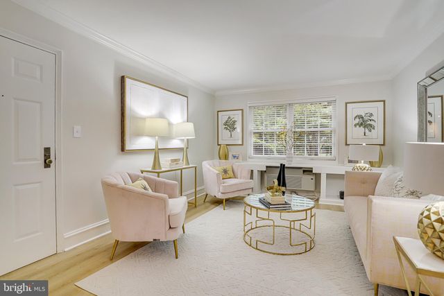 $300,000 | 1722 West Abingdon Drive, Unit 101, Alexandria, VA 22314