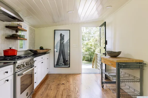 $3,800 | 85 Roundtop Road, Germantown, NY 12526