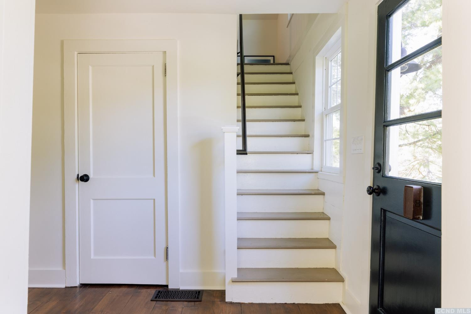 85 Roundtop Road Germantown, NY 12526 - Photo 20 of 31 a view of entryway and hall with wooden floor