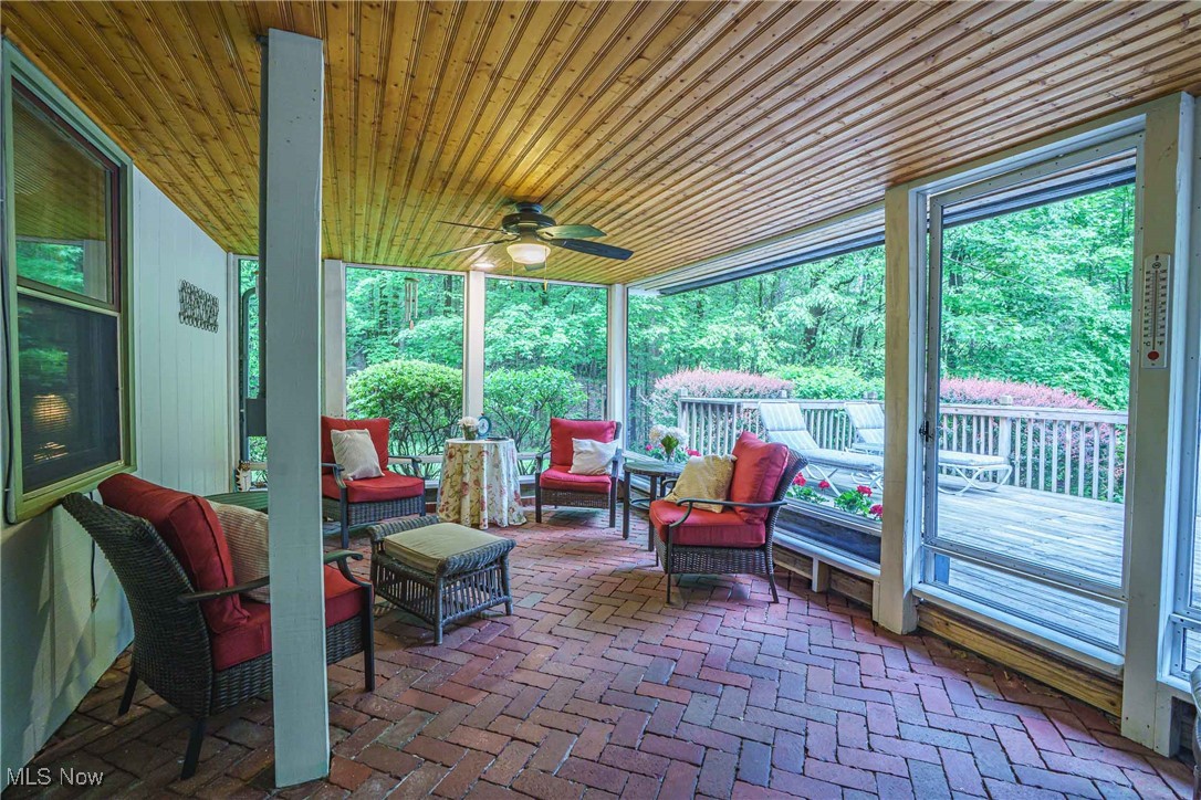 875 North Medina Line Road Akron, OH 44333 - Photo 28 of 32 Screened-in porch