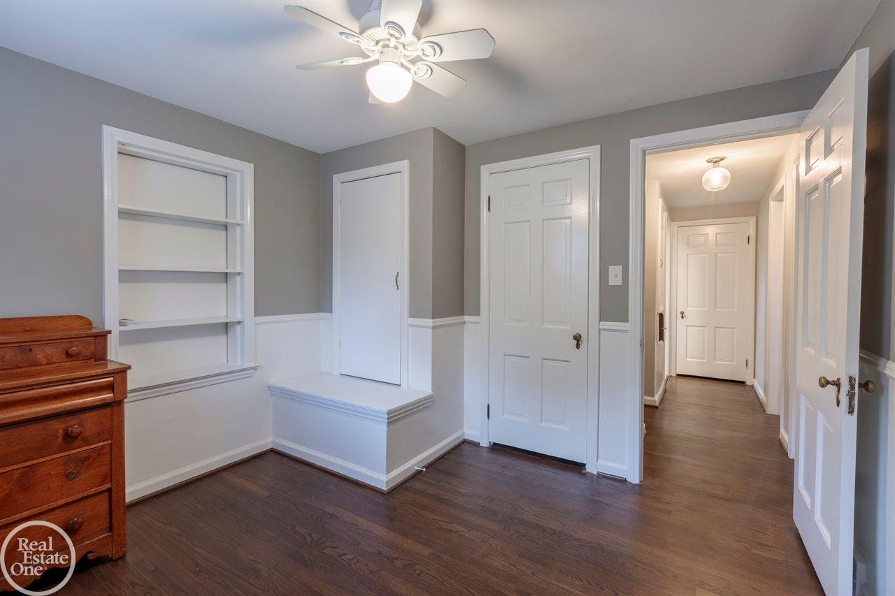 1901 Severn Road Grosse Pointe, MI 48236 - Photo 21 of 37 Bedroom