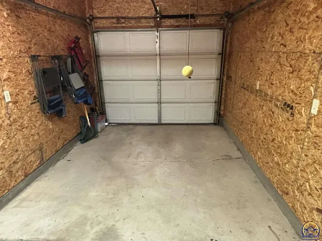 $199,900 | 704 Locust Street, Cottonwood Falls, KS 66845