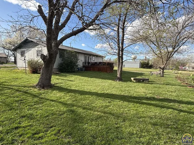 $199,900 | 704 Locust Street, Cottonwood Falls, KS 66845
