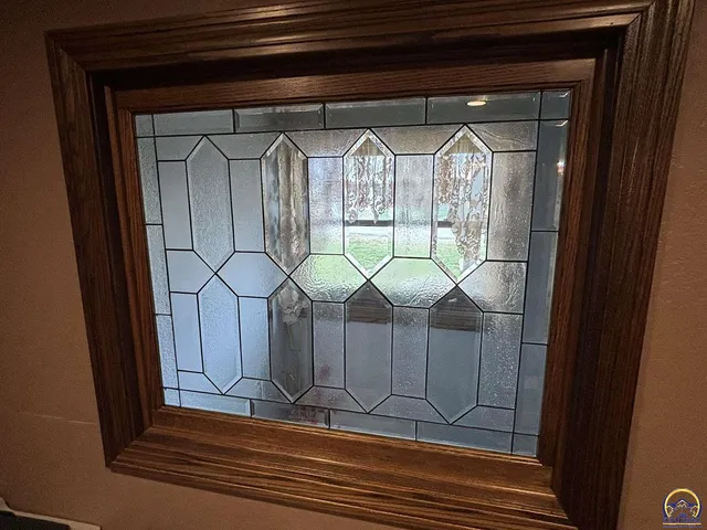 $199,900 | 704 Locust Street, Cottonwood Falls, KS 66845