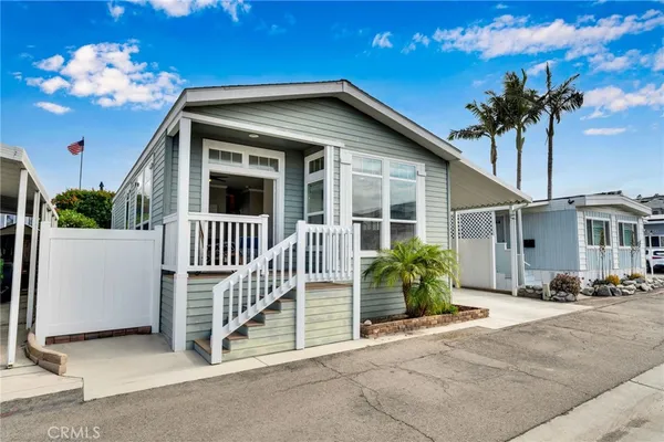 $299,900 | 106 Pacific Drive, San Clemente, CA 92672